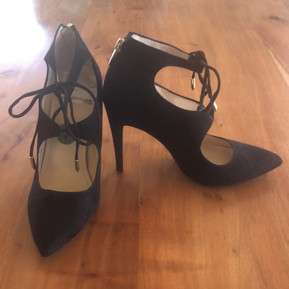 Marc Fisher Vegan Suede Black Lace Up Stiletto Pumps Sz 7‎ - EUC - Picture 3 of 10